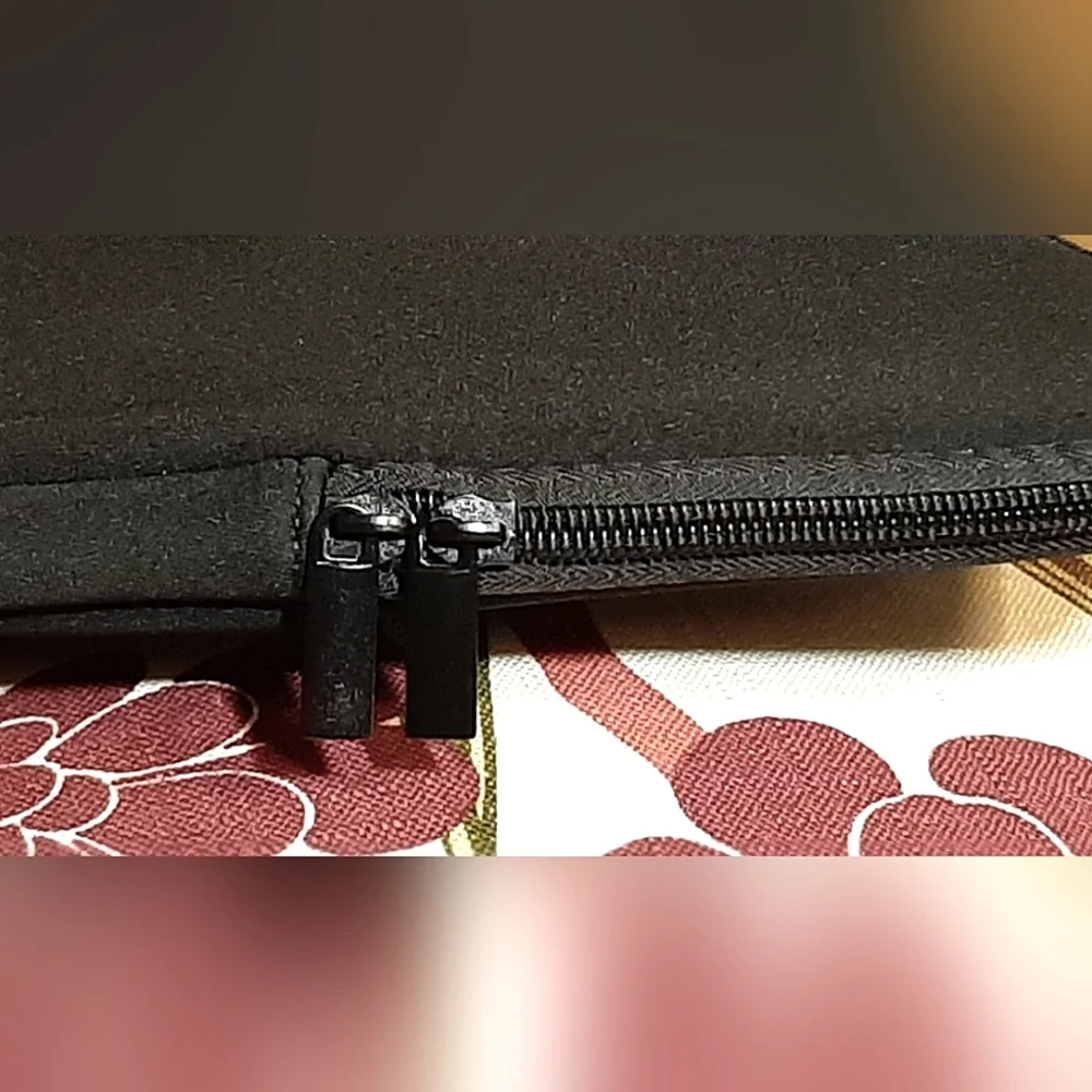 🖥 WOOV 🖥  Computer Sleeve